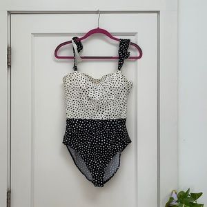 Summersalt The Ruffle Oasis